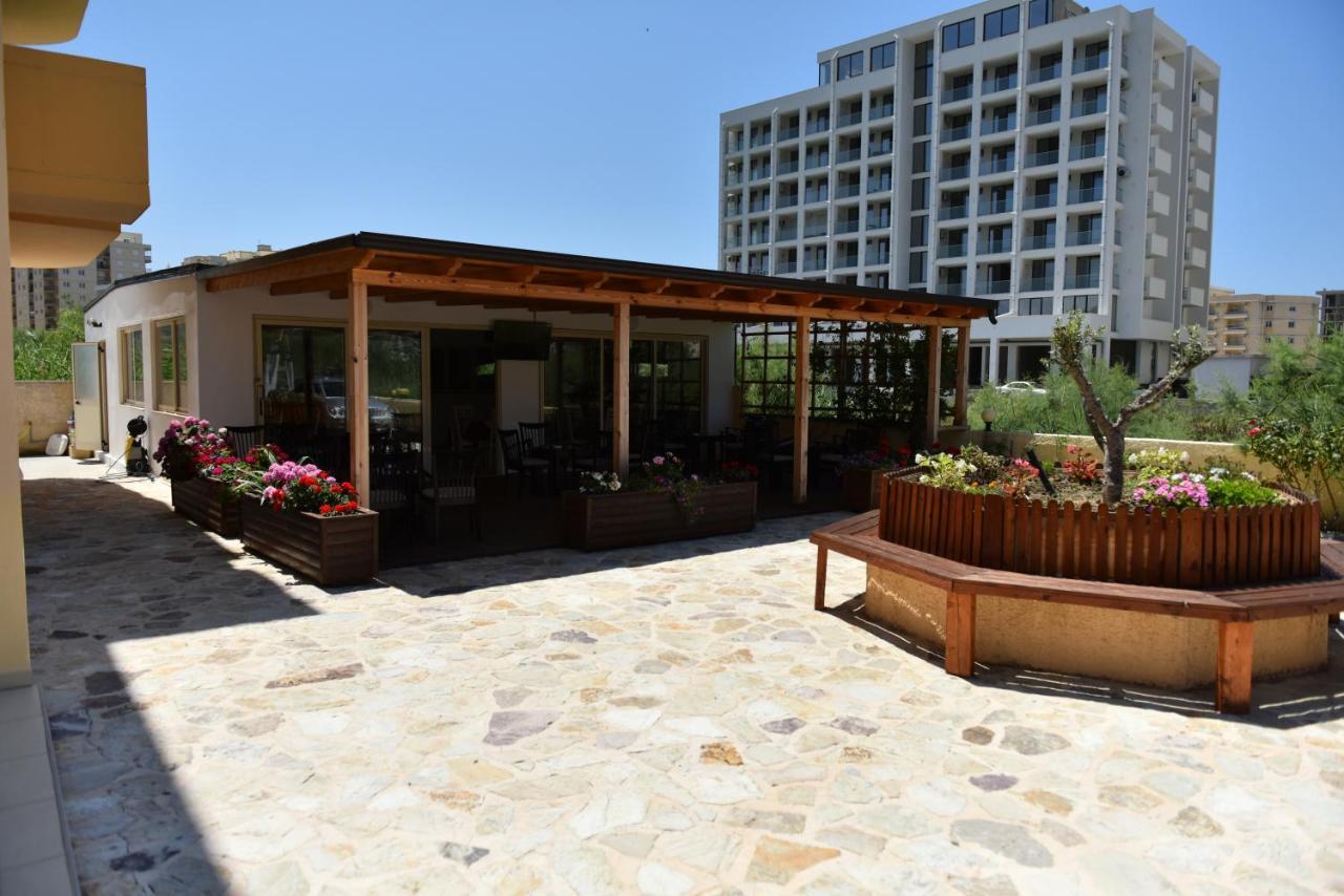Hotel Kriti Max , Shengjin Shëngjin Kültér fotó