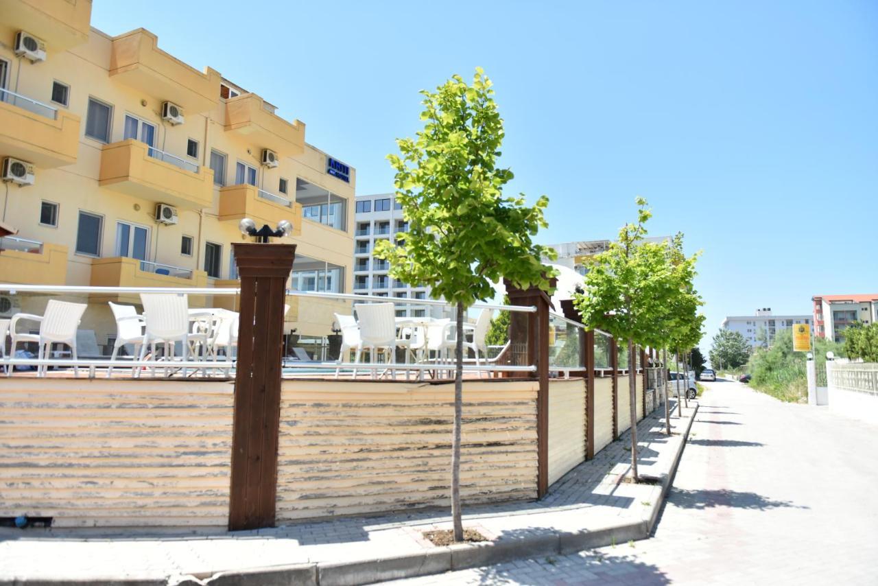 Hotel Kriti Max , Shengjin Shëngjin Kültér fotó
