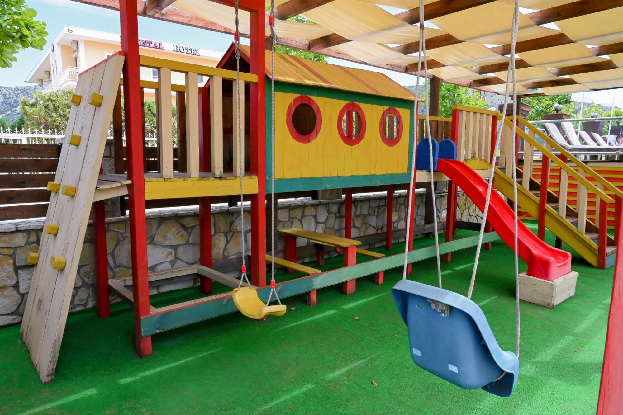 Hotel Kriti Max , Shengjin Shëngjin Kültér fotó